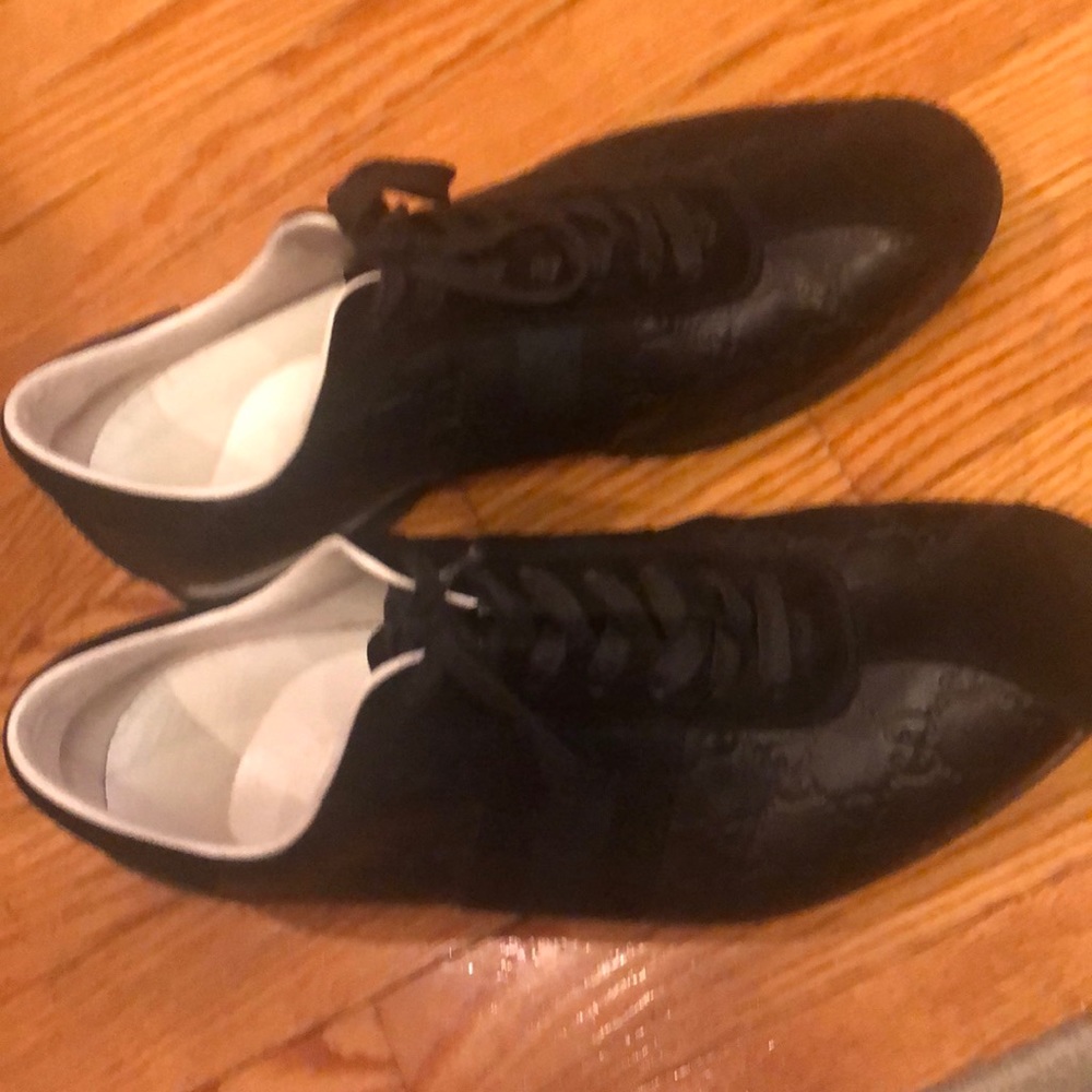 Gucci tennis shoes